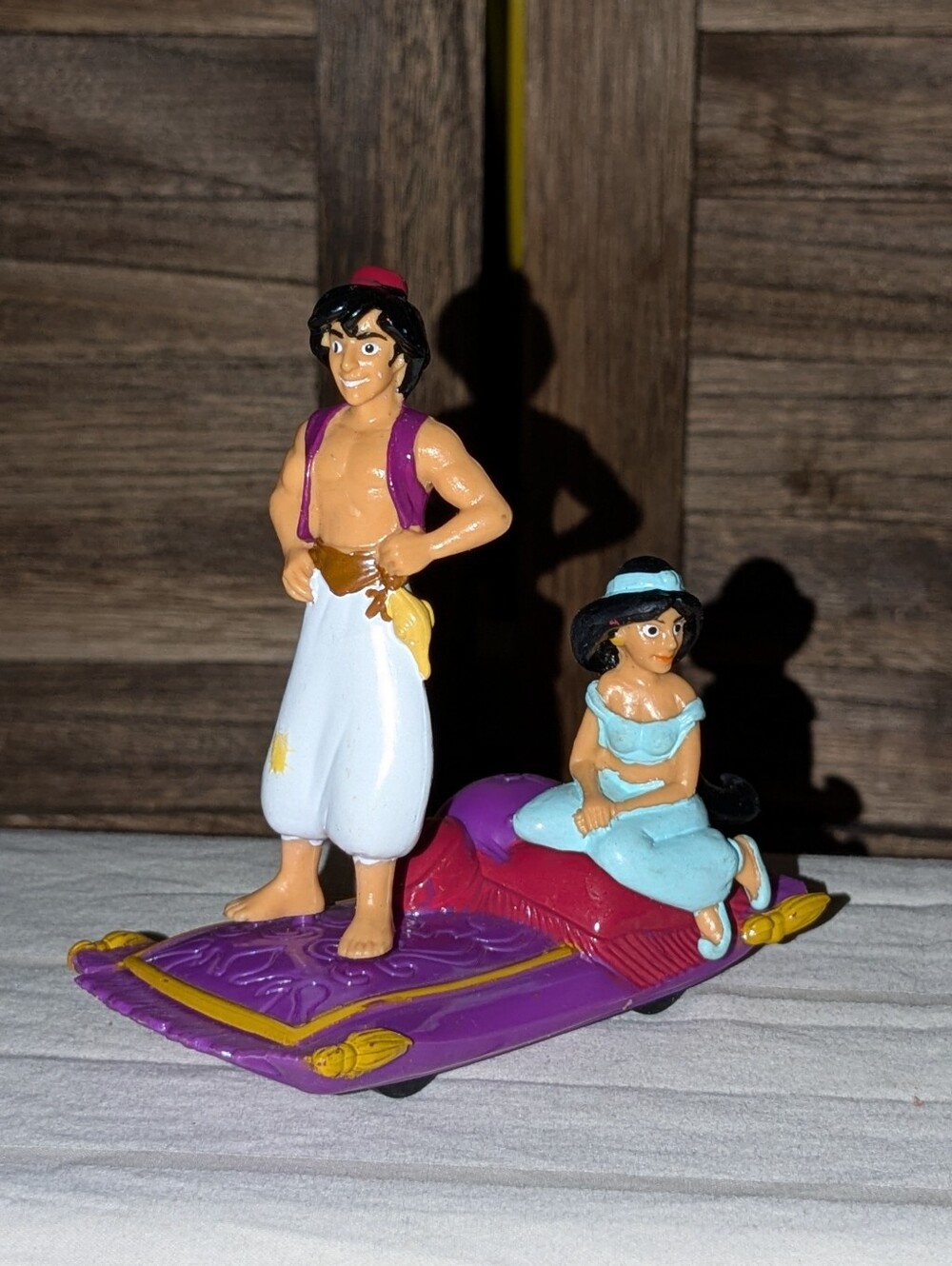 Retro 90s Disney Aladdin Jasmine Burger King Toy Collectible